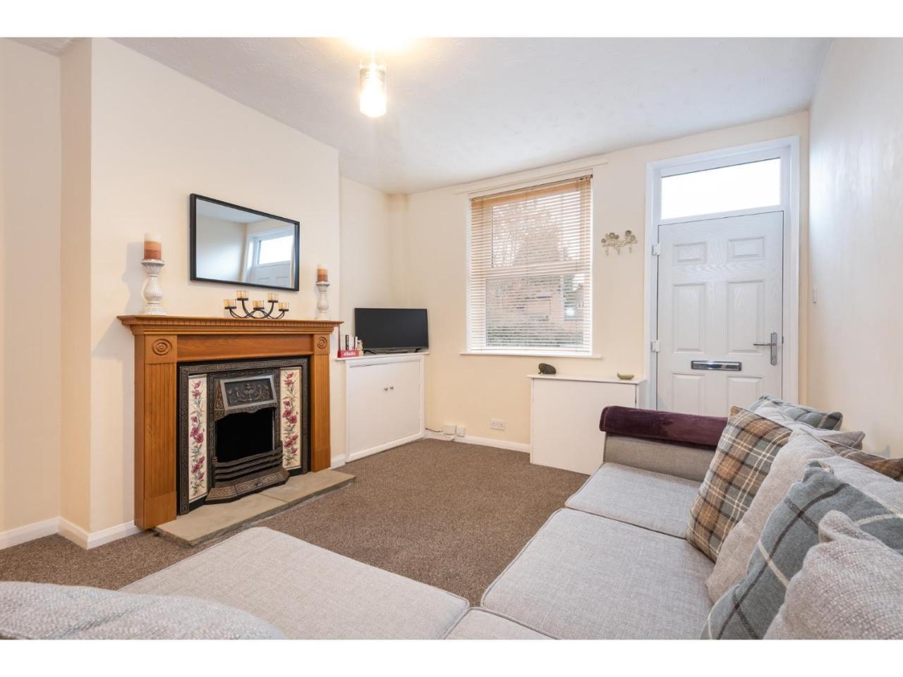 Beautiful 2 Bed With Free Parking - Pass The Keys Apartment York Bagian luar foto