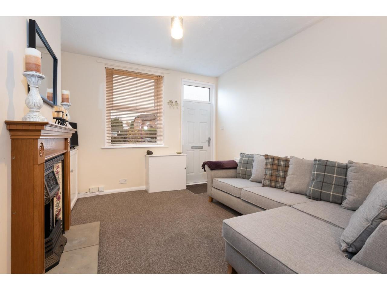 Beautiful 2 Bed With Free Parking - Pass The Keys Apartment York Bagian luar foto